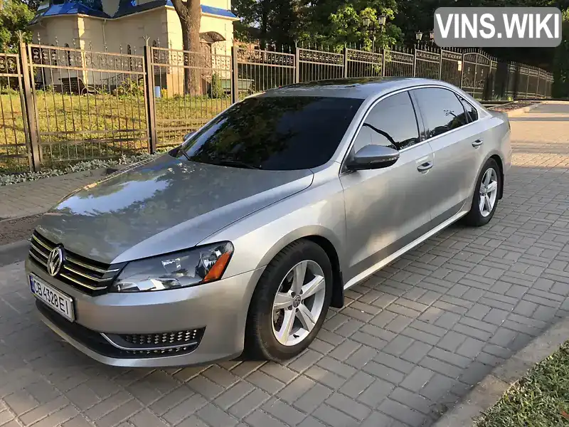 Седан Volkswagen Passat 2011 2.48 л. Автомат обл. Черниговская, Прилуки - Фото 1/19