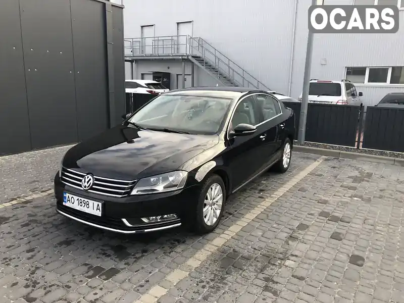 Седан Volkswagen Passat 2012 1.4 л. Ручная / Механика обл. Закарпатская, Мукачево - Фото 1/17