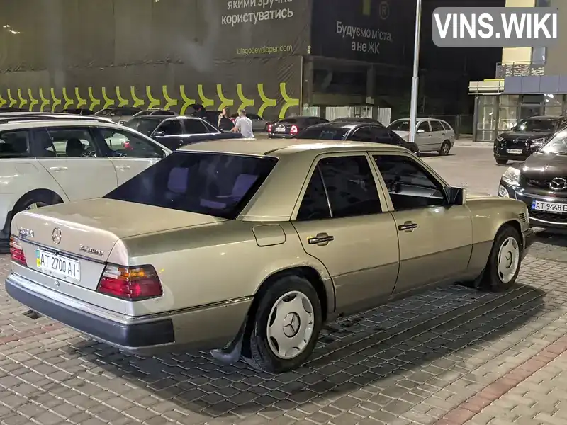 WDBEB28E3PB960437 Mercedes-Benz E-Class 1993 Седан 2.5 л. Фото 5