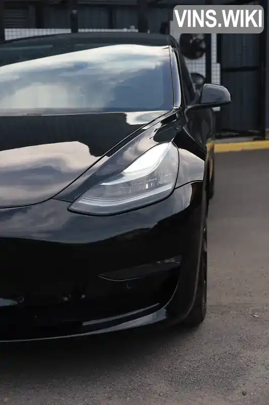 5YJ3E1EA6JF071163 Tesla Model 3 2018 Седан  Фото 2