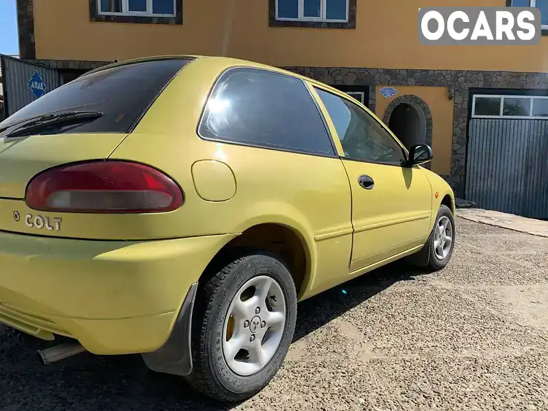 Хетчбек Mitsubishi Colt 1995 1.3 л. Ручна / Механіка обл. Чернівецька, Чернівці - Фото 1/17