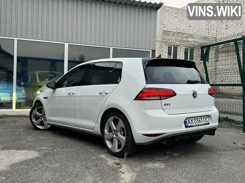 3VW447AU9HM060820 Volkswagen Golf GTI 2017 Хэтчбек 2 л. Фото 8