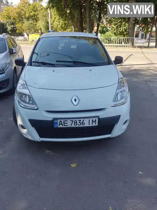 Хетчбек Renault Clio 2012 1.5 л. Ручна / Механіка обл. Дніпропетровська, Дніпро (Дніпропетровськ) - Фото 1/4