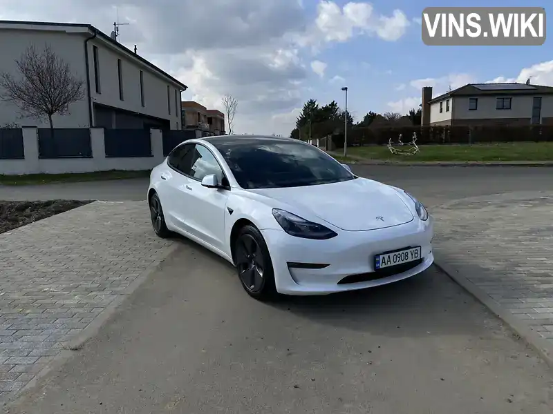 Седан Tesla Model 3 2021 null_content л. Автомат обл. Київська, Київ - Фото 1/12