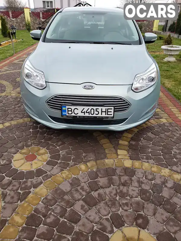 1FADP3R4XEL365740 Ford Focus 2014 Хетчбек  Фото 2