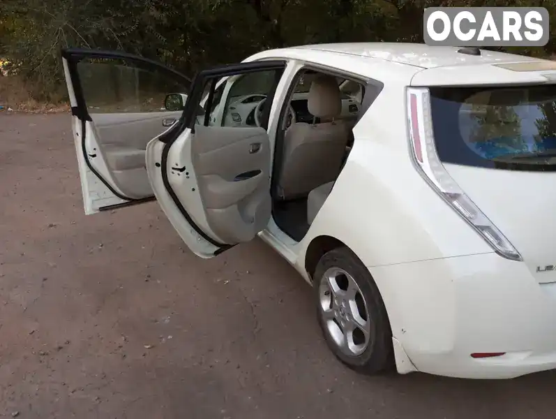 Хетчбек Nissan Leaf 2012 null_content л. обл. Дніпропетровська, Кривий Ріг - Фото 1/15