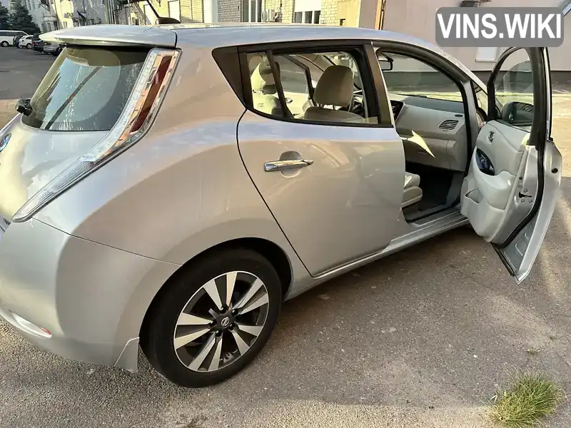 Хетчбек Nissan Leaf 2016 null_content л. Автомат обл. Черкаська, Черкаси - Фото 1/13