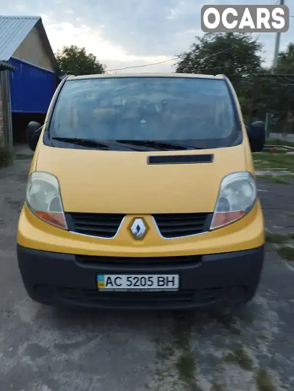 Мінівен Renault Trafic 2006 2 л. Ручна / Механіка обл. Волинська, Стара Виживка - Фото 1/7