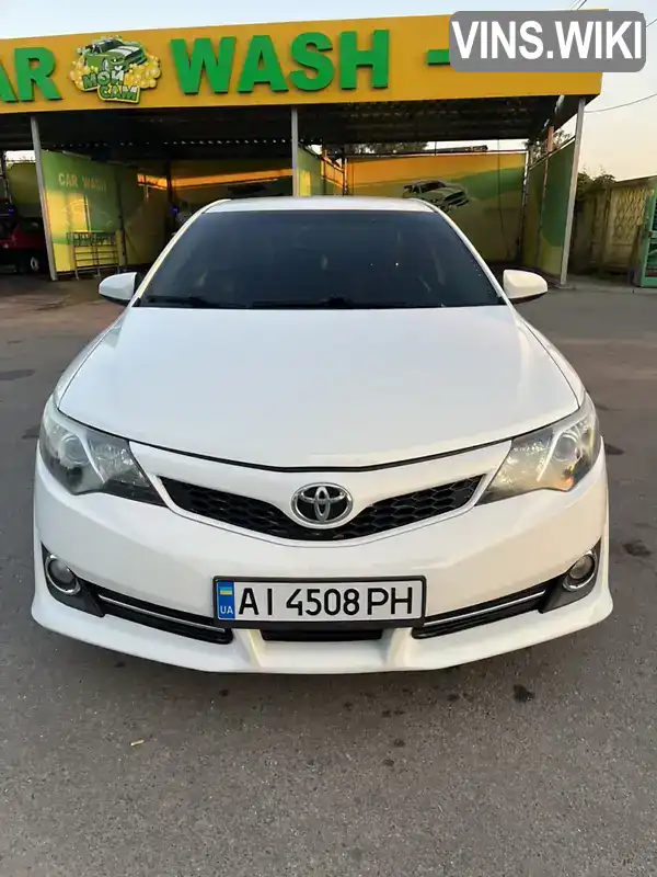 Седан Toyota Camry 2012 2.49 л. Автомат обл. Сумская, Ахтырка - Фото 1/8