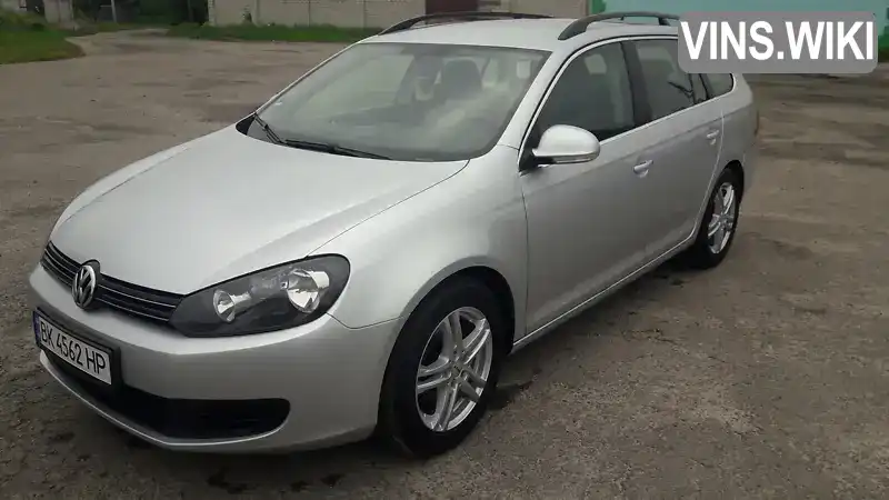 Універсал Volkswagen Golf 2009 1.6 л. Ручна / Механіка обл. Рівненська, Острог - Фото 1/21