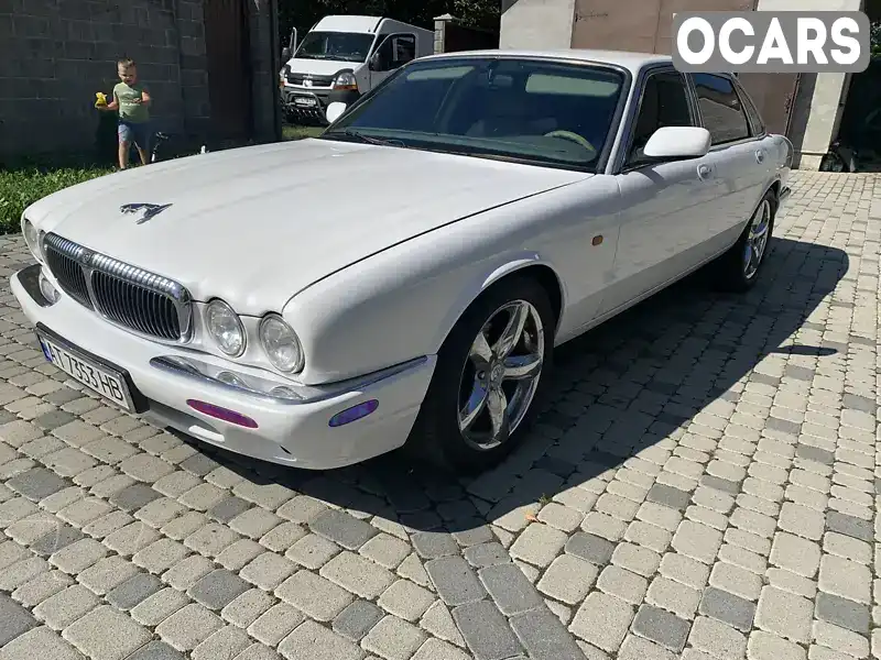 Седан Jaguar XJ 1998 3.2 л. Автомат обл. Івано-Франківська, Івано-Франківськ - Фото 1/15