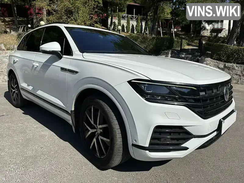 Позашляховик / Кросовер Volkswagen Touareg 2018 3 л. Автомат обл. Кіровоградська, Кропивницький (Кіровоград) - Фото 1/21