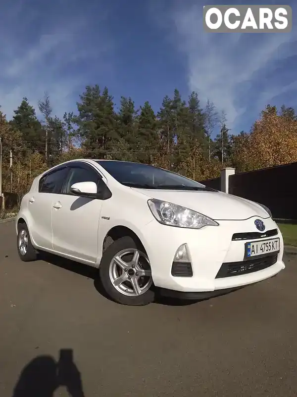 Хетчбек Toyota Aqua 2014 1.5 л. Варіатор обл. Київська, Київ - Фото 1/21