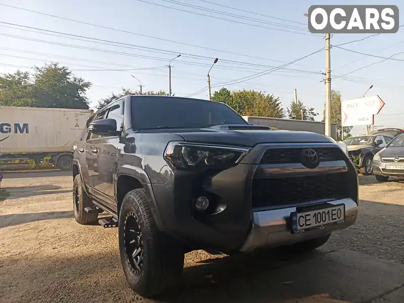 Позашляховик / Кросовер Toyota 4Runner 2018 4 л. Автомат обл. Чернівецька, Чернівці - Фото 1/10