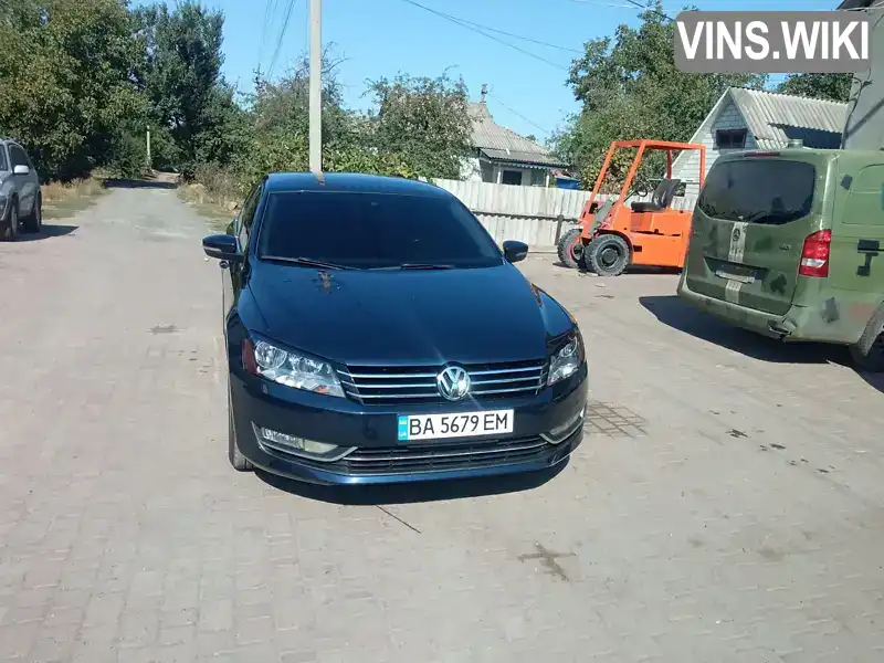 Седан Volkswagen Passat 2013 1.8 л. Автомат обл. Кіровоградська, Гайворон - Фото 1/21