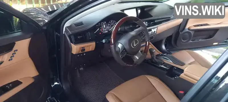 Седан Lexus ES 2016 3.46 л. Автомат обл. Рівненська, Рівне - Фото 1/21