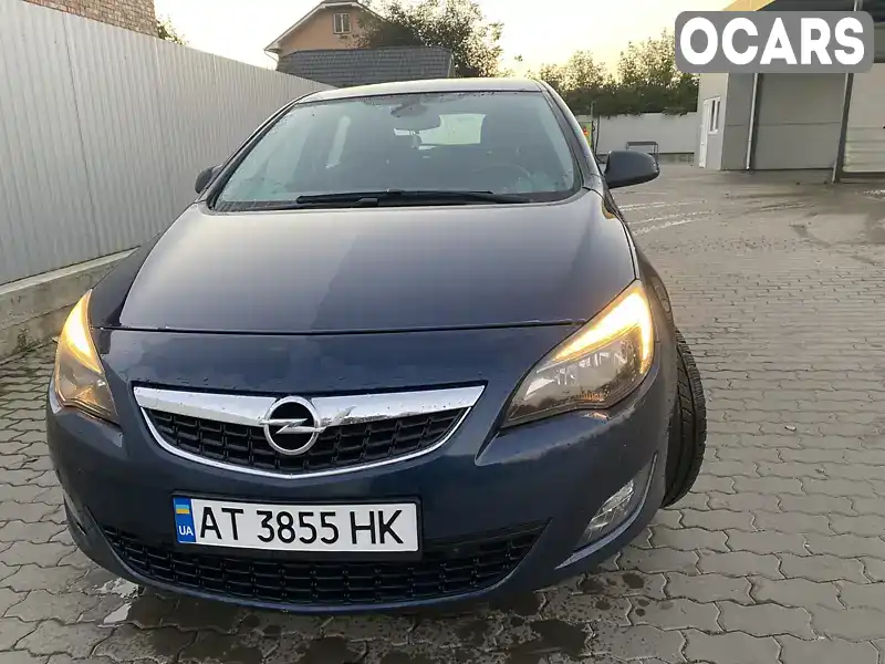 W0LPF6EN0A8068594 Opel Astra 2010 Хетчбек 2 л. Фото 1