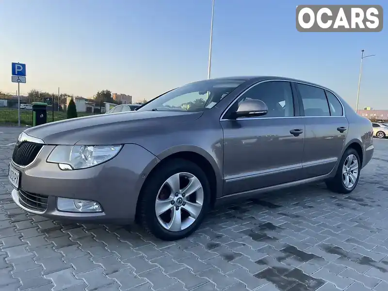 Ліфтбек Skoda Superb 2010 1.6 л. Ручна / Механіка обл. Львівська, Стрий - Фото 1/21