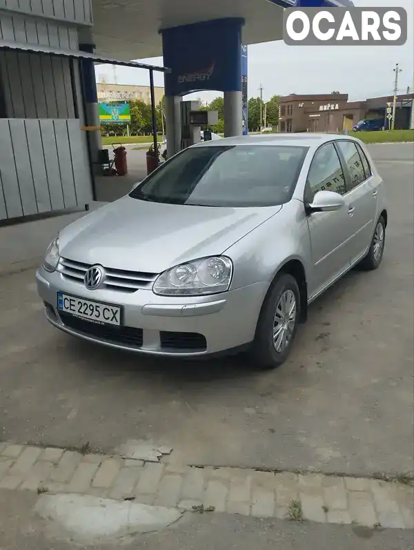 Хетчбек Volkswagen Golf 2005 1.6 л. Ручна / Механіка обл. Чернівецька, Новодністровськ - Фото 1/21