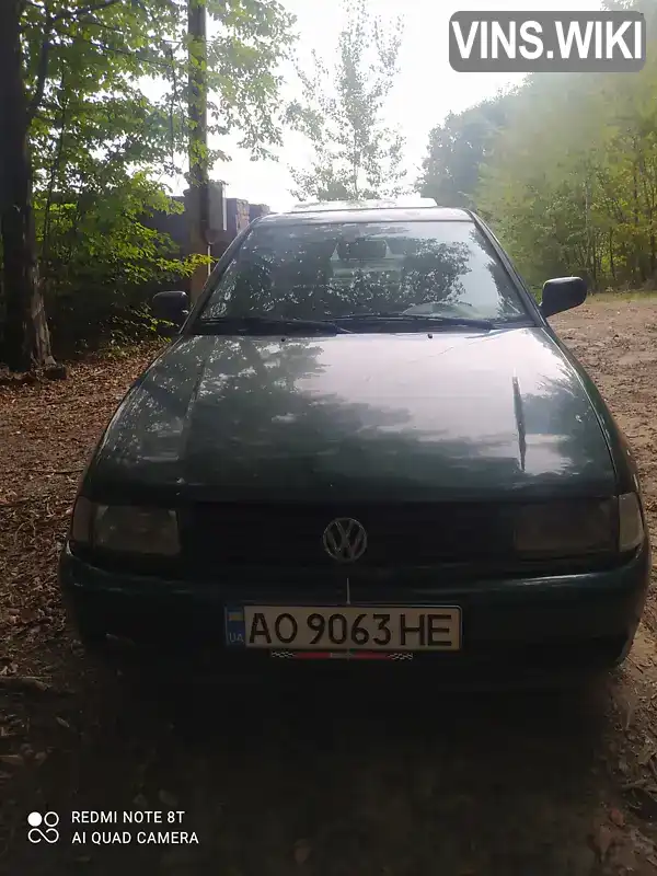 Седан Volkswagen Polo 1998 1.6 л. Ручна / Механіка обл. Закарпатська, Виноградів - Фото 1/5