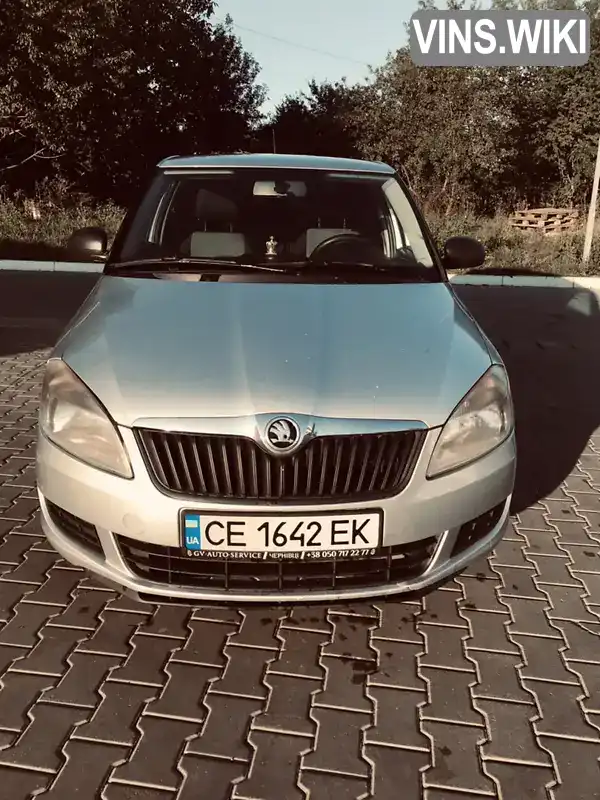 Хетчбек Skoda Fabia 2010 1.2 л. Ручна / Механіка обл. Чернівецька, Чернівці - Фото 1/9