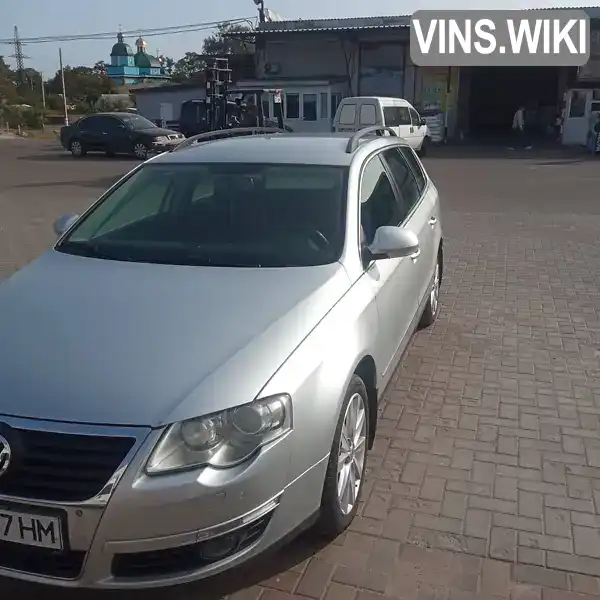 Універсал Volkswagen Passat 2010 1.97 л. Ручна / Механіка обл. Рівненська, Сарни - Фото 1/21