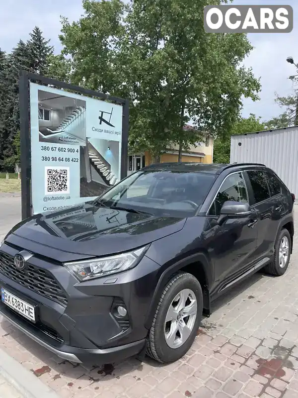 Позашляховик / Кросовер Toyota RAV4 2019 1.99 л. Автомат обл. Хмельницька, Кам'янець-Подільський - Фото 1/13