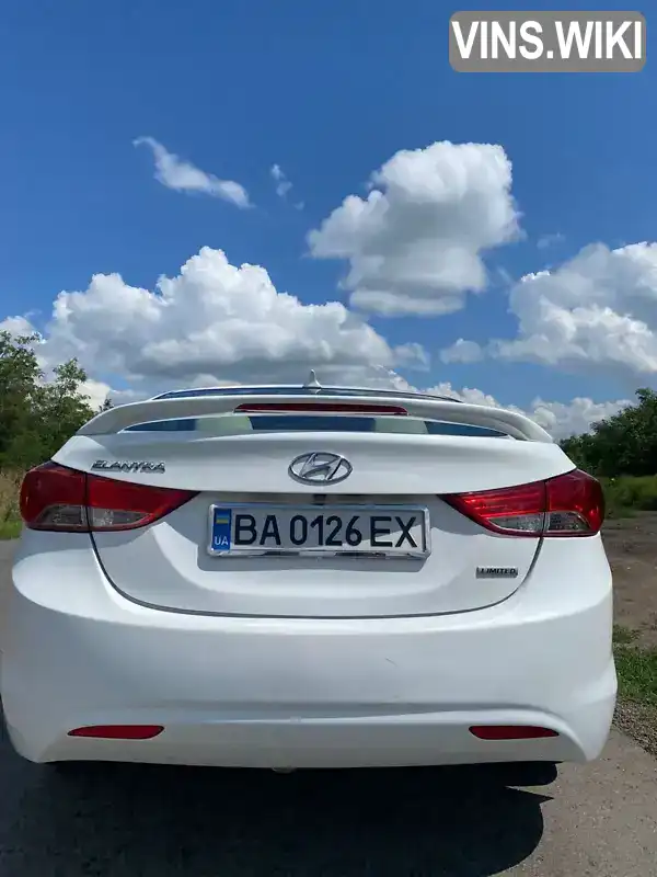 Седан Hyundai Elantra 2012 1.8 л. Автомат обл. Кировоградская, Кропивницкий (Кировоград) - Фото 1/17