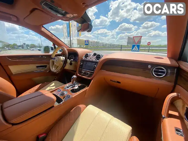 SJAAB14V4LC028513 Bentley Bentayga 2019 Внедорожник / Кроссовер 4 л. Фото 3