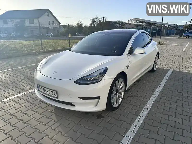 5YJ3E1EA4KF301378 Tesla Model 3 2019 Седан  Фото 1