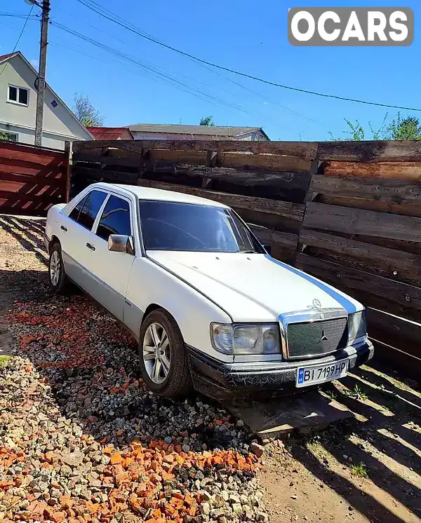 Седан Mercedes-Benz E-Class 1990 2.6 л. Ручна / Механіка обл. Полтавська, Полтава - Фото 1/5