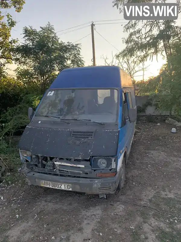 Мінівен Renault Trafic 1990 2.5 л. Ручна / Механіка обл. Миколаївська, Миколаїв - Фото 1/8