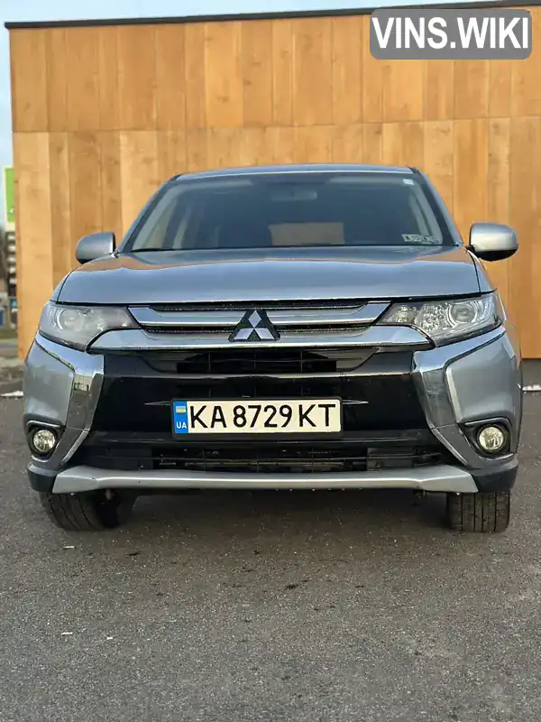 JA4AZ2A31HZ056416 Mitsubishi Outlander 2017 Позашляховик / Кросовер 2.4 л. Фото 2