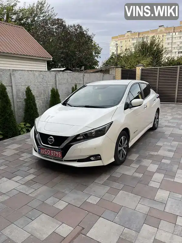 Хетчбек Nissan Leaf 2018 null_content л. Автомат обл. Черкаська, Черкаси - Фото 1/13