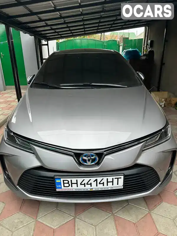 Седан Toyota Corolla 2020 1.8 л. Варіатор обл. Одеська, Білгород-Дністровський - Фото 1/19