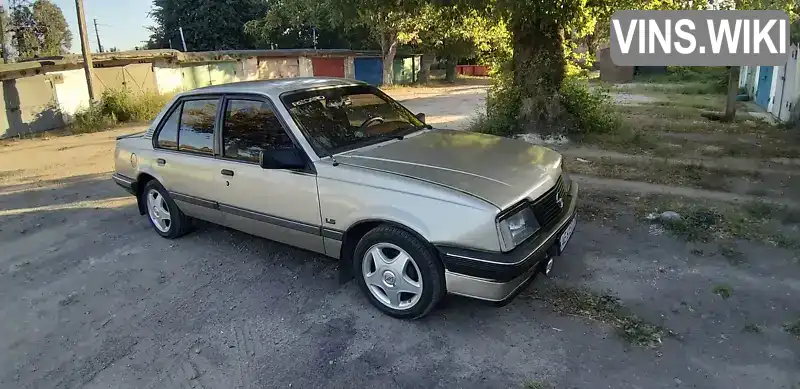 Седан Opel Ascona 1987 1.6 л. Ручная / Механика обл. Днепропетровская, Каменское (Днепродзержинск) - Фото 1/14