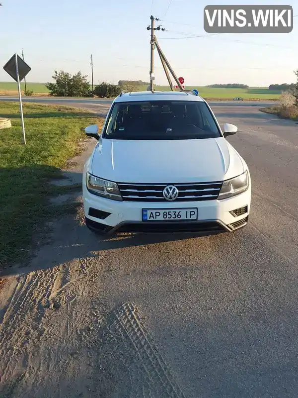 Позашляховик / Кросовер Volkswagen Tiguan 2017 1.98 л. Робот обл. Запорізька, Запоріжжя - Фото 1/21