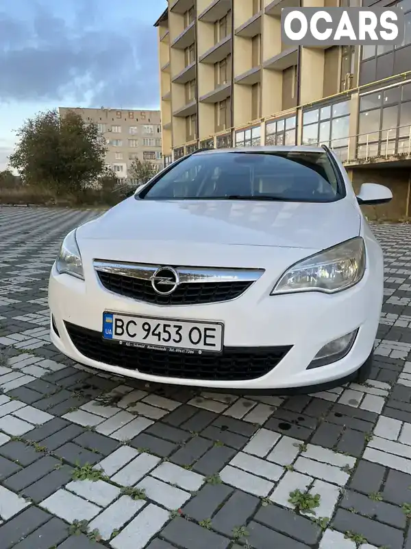 Універсал Opel Astra 2011 1.7 л. Ручна / Механіка обл. Львівська, Буськ - Фото 1/21