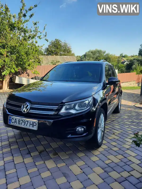 Внедорожник / Кроссовер Volkswagen Tiguan 2013 1.98 л. Автомат обл. Черкасская, Звенигородка - Фото 1/11