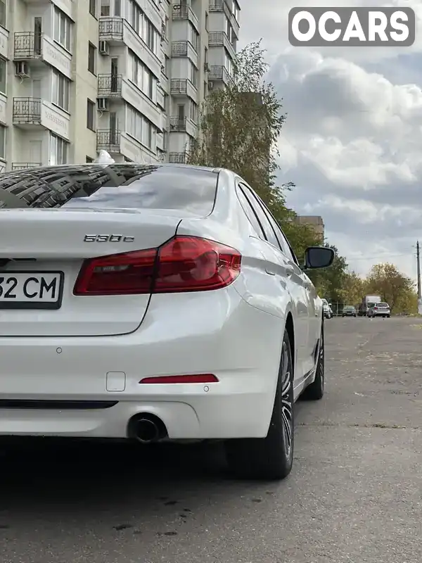 WBAJA9C59KB389366 BMW 5 Series 2018 Седан 2 л. Фото 4