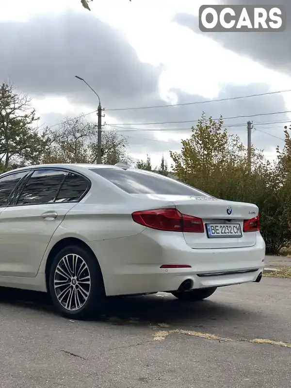 WBAJA9C59KB389366 BMW 5 Series 2018 Седан 2 л. Фото 8