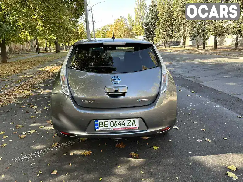 SJNFAAZE0U6052679 Nissan Leaf 2016 Хетчбек  Фото 3