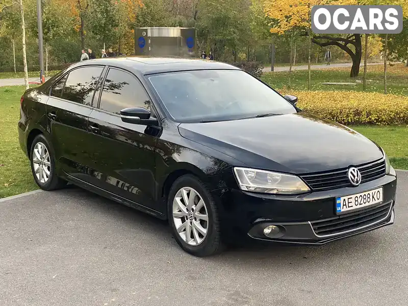 Седан Volkswagen Jetta 2010 2.5 л. Автомат обл. Львівська, Стрий - Фото 1/16