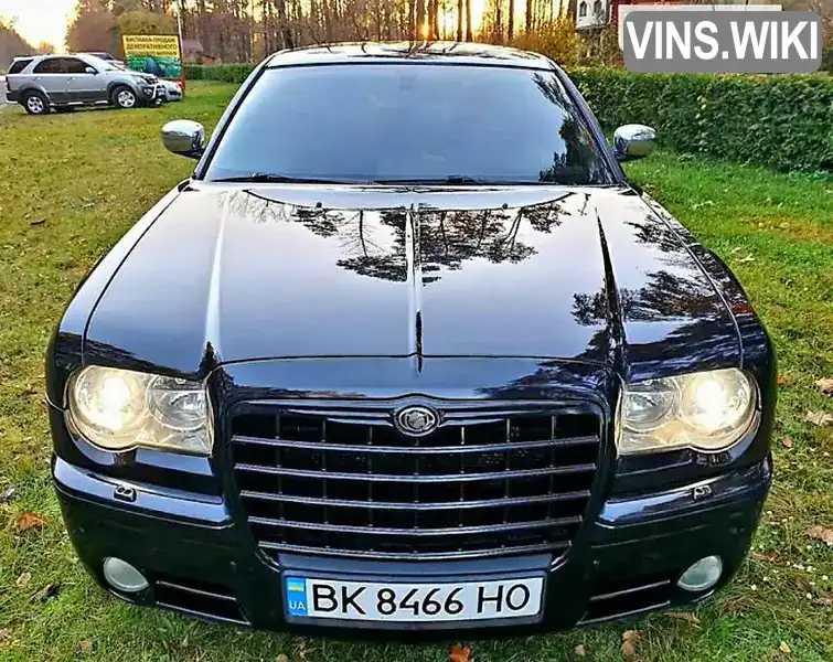 1C3H8B3G66Y102207 Chrysler 300C 2005 Седан 3.5 л. Фото 1