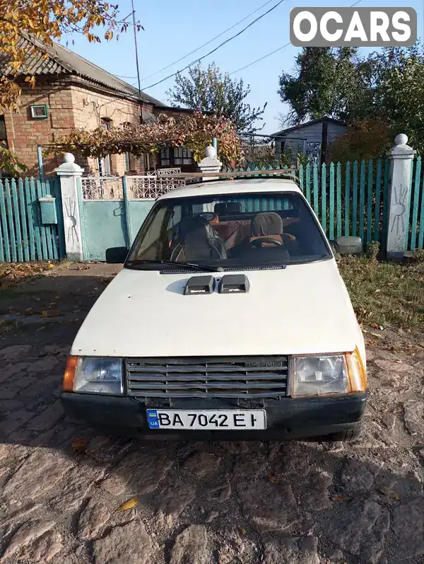 Хетчбек ЗАЗ 1102 Таврія 1990 1.1 л. Ручна / Механіка обл. Кіровоградська, Новоукраїнка - Фото 1/20