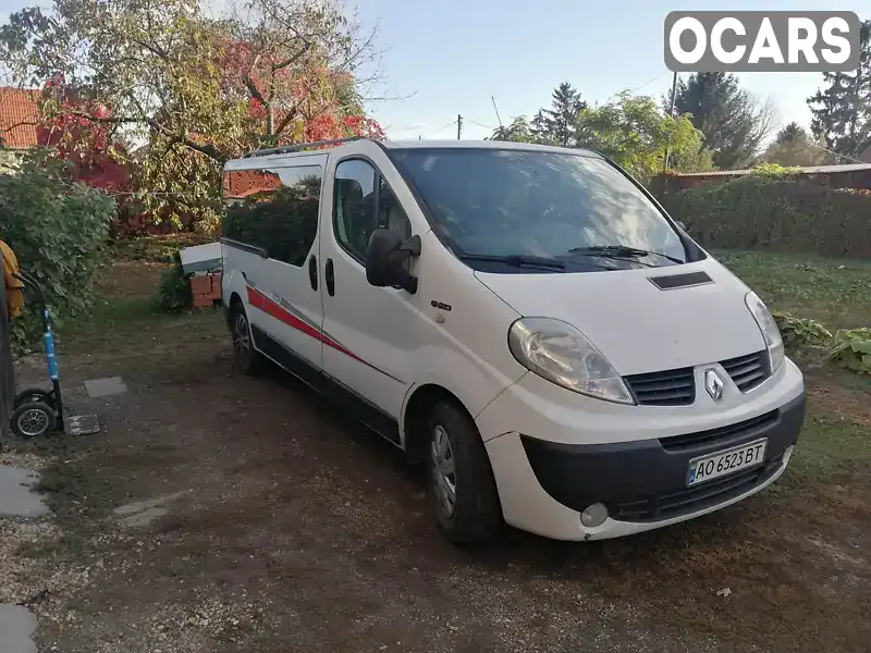 Мінівен Renault Trafic 2011 2 л. Ручна / Механіка обл. Закарпатська, Берегове - Фото 1/12