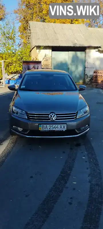 Седан Volkswagen Passat 2011 2 л. Ручна / Механіка обл. Кіровоградська, Гайворон - Фото 1/9