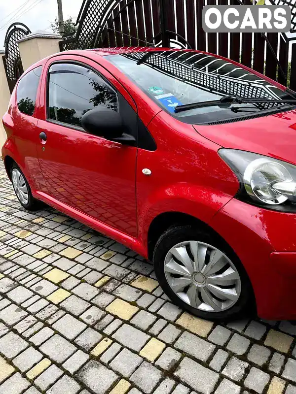 Хетчбек Toyota Aygo 2008 0.9 л. Ручна / Механіка обл. Чернівецька, Чернівці - Фото 1/11