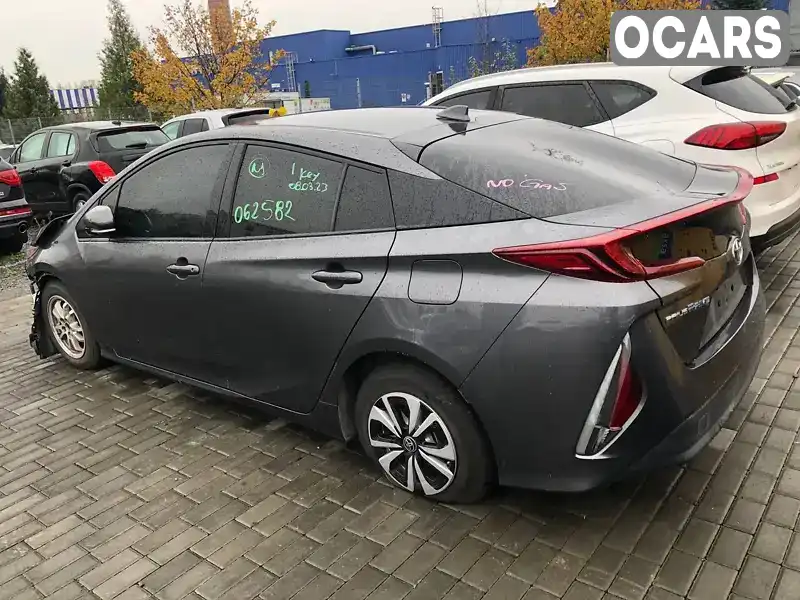 Хетчбек Toyota Prius Prime 2017 1.8 л. Автомат обл. Київська, Київ - Фото 1/14