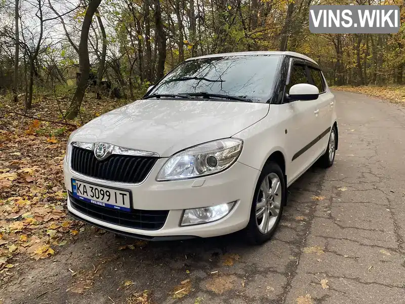 Хетчбек Skoda Fabia 2011 1.2 л. Ручна / Механіка обл. Київська, Київ - Фото 1/11